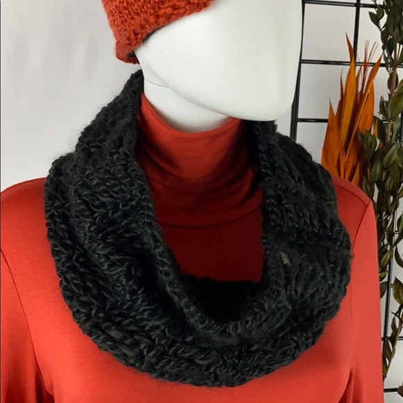 PISTIL Black Knit Cowl Neck Gator - Picture 2 of 6